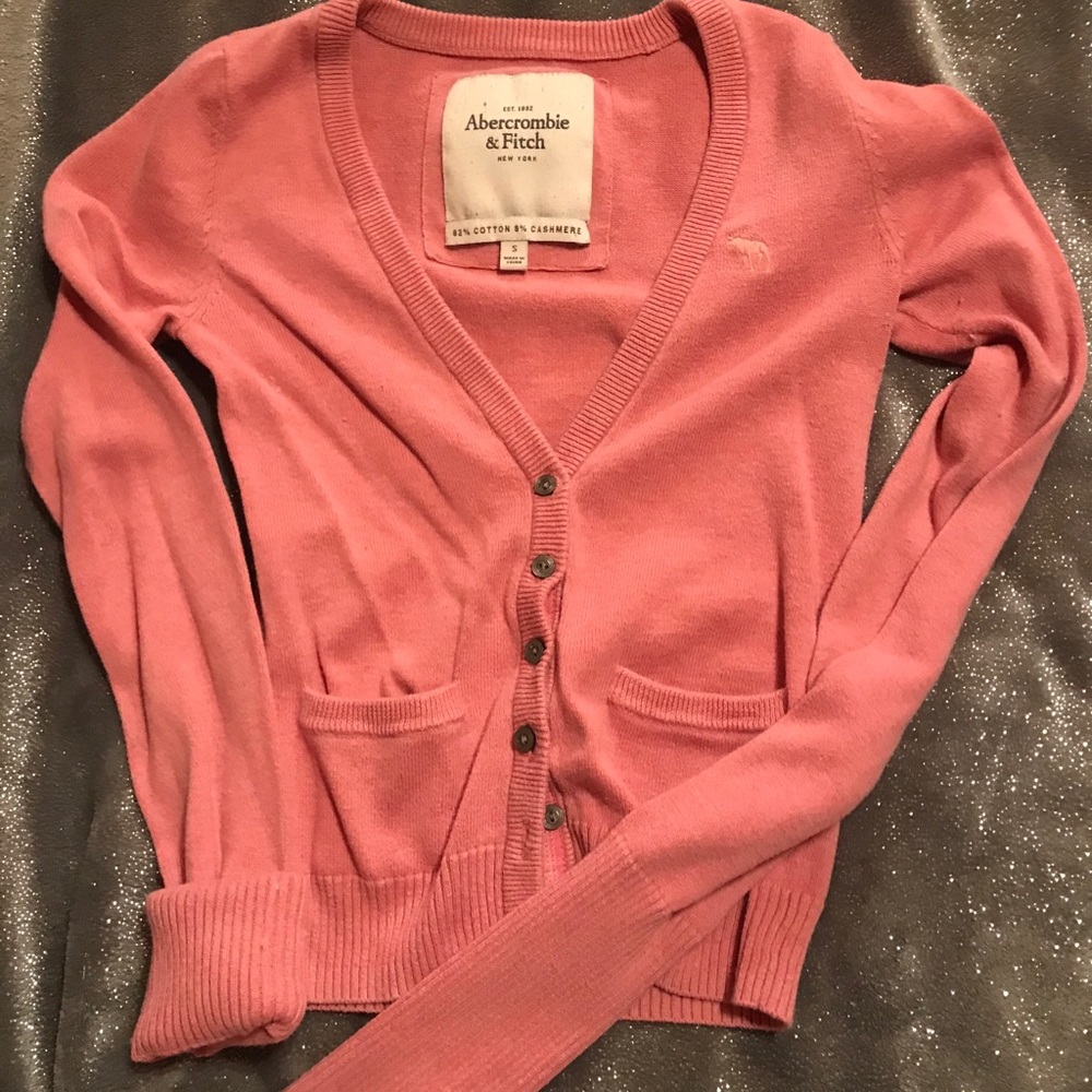 Pink Abercrombie & Fitch cardigan